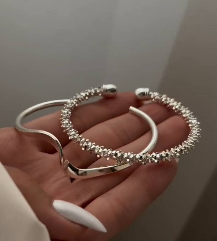 بنگل خاویاری و موجی